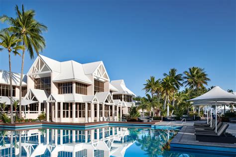 cheap hotels in port douglas These transportation options in Port Douglas might help your romantic trip get off to a smooth start: To get to Port Douglas, book a flight to Cairns, QLD (CNS-Cairns Intl